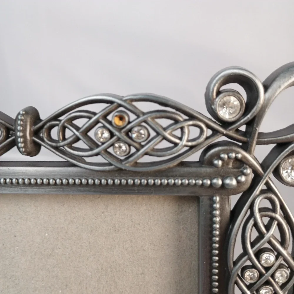 Malden Jeweled Picture Frame 3.5X5 Pewter colored decorated frame with glass jwl